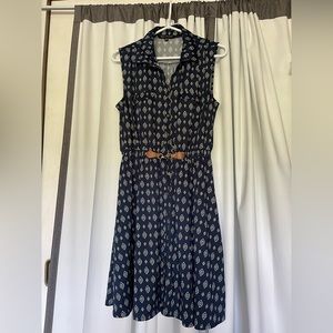 Sleeveless Dress Navy & White